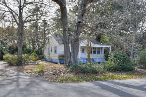 Tiny photo for 303 Columbia Avenue NW, Aiken, SC 29801 (MLS # 221285)
