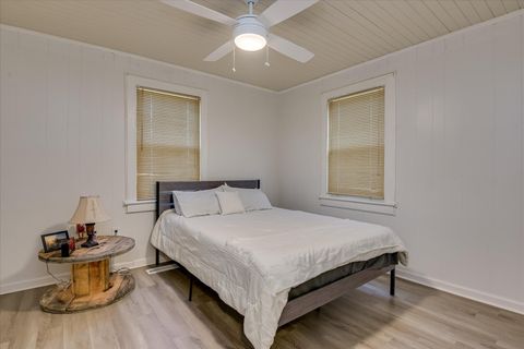 Tiny photo for 303 Columbia Avenue NW, Aiken, SC 29801 (MLS # 221285)