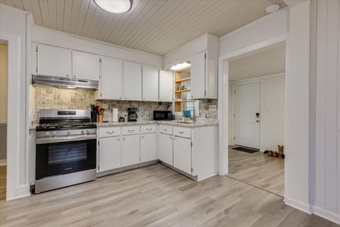 Tiny photo for 303 Columbia Avenue NW, Aiken, SC 29801 (MLS # 221285)