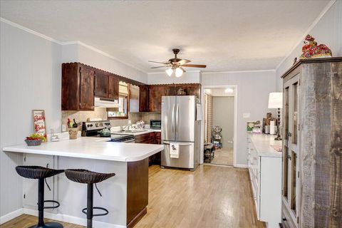Tiny photo for 102 Peachtree Street, Wrens, GA 30833 (MLS # 219484)