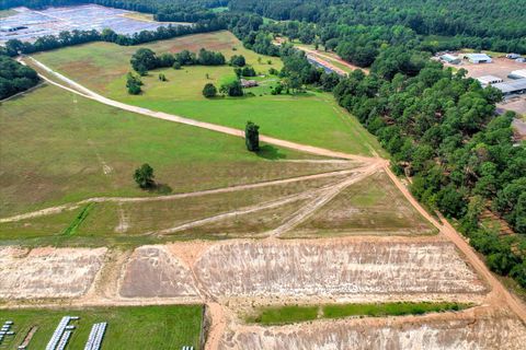 Tiny photo for 26 Flower Square, Trenton, SC 29847 (MLS # 219186)