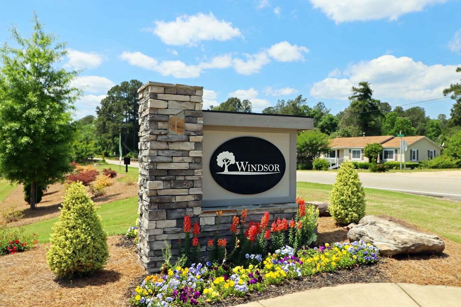 North Augusta, South Carolina 29860, United States, 4 Bedrooms Bedrooms, ,3 BathroomsBathrooms,Residential,Pending,58660