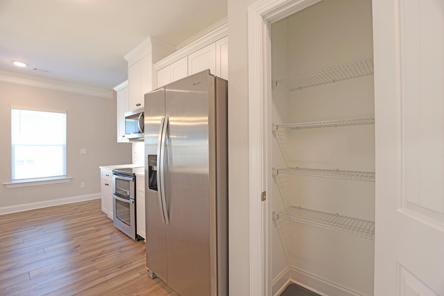 North Augusta, South Carolina 29860, United States, 4 Bedrooms Bedrooms, ,3 BathroomsBathrooms,Residential,Pending,58660