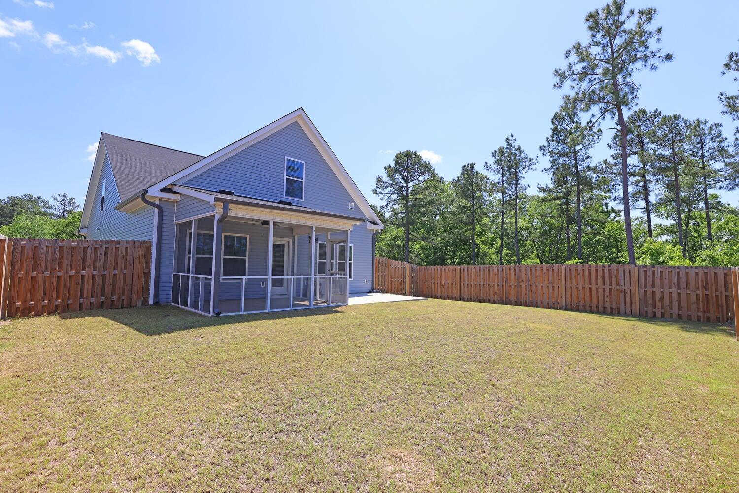 North Augusta, South Carolina 29860, United States, 4 Bedrooms Bedrooms, ,3 BathroomsBathrooms,Residential,Pending,58660