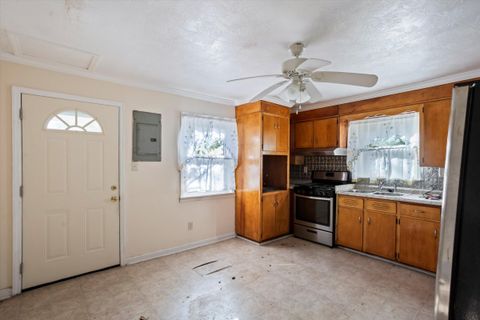 Tiny photo for 523 E Pine Street, New Ellenton, SC 29809 (MLS # 220194)