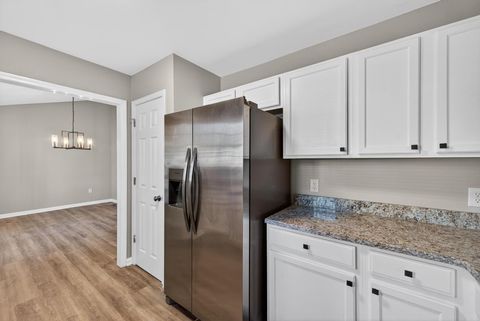 Tiny photo for 910 Barnwell Avenue NE, Aiken, SC 29801 (MLS # 222001)