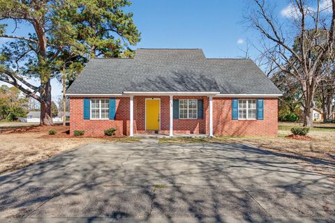 Photo of 910 Barnwell Avenue NE, Aiken, SC 29801 (MLS # 222001)