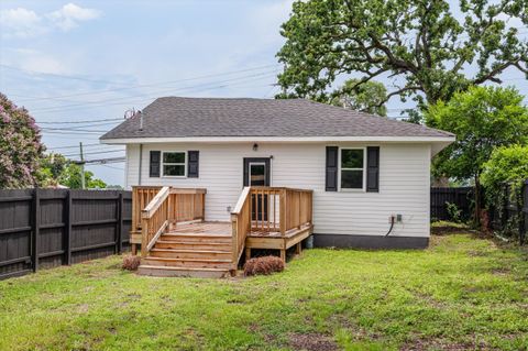 Tiny photo for 1823 Wrightsboro Road, Augusta, GA 30904 (MLS # 218388)