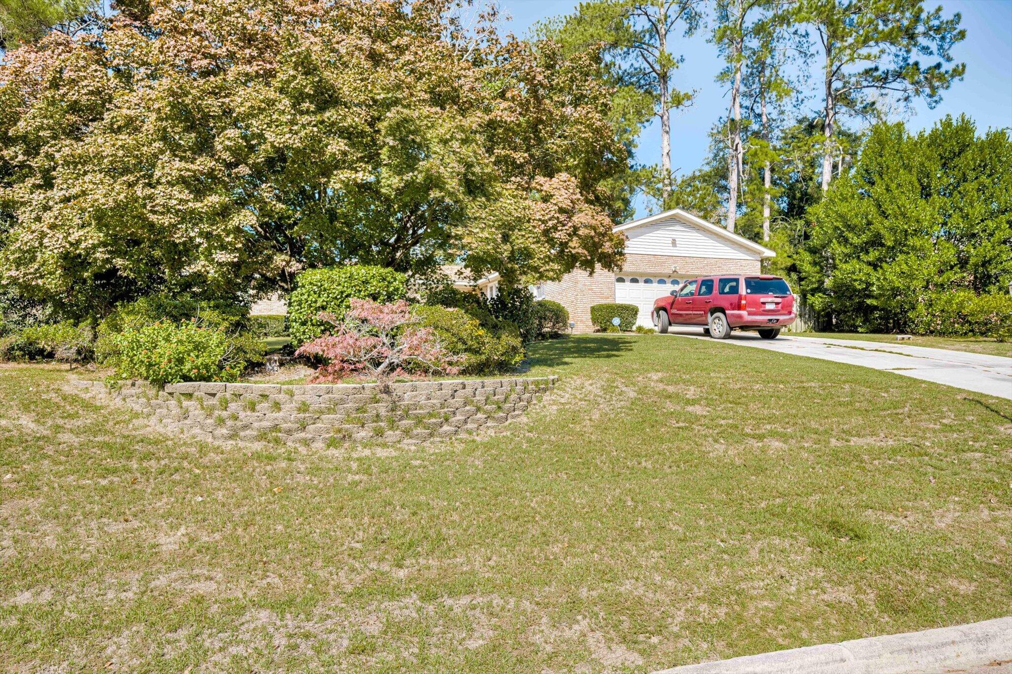 1816 Mountside Drive