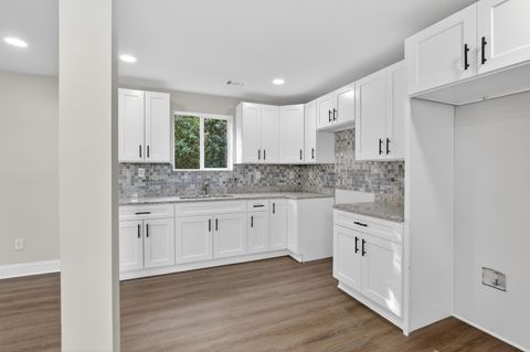 Tiny photo for 224 Alley Street, Gloverville, SC 29828 (MLS # 222278)