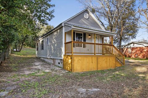 Tiny photo for 224 Alley Street, Gloverville, SC 29828 (MLS # 222278)