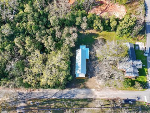 Tiny photo for 224 Alley Street, Gloverville, SC 29828 (MLS # 222278)