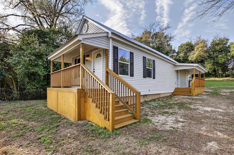 224 Alley Street Gloverville SC 29828