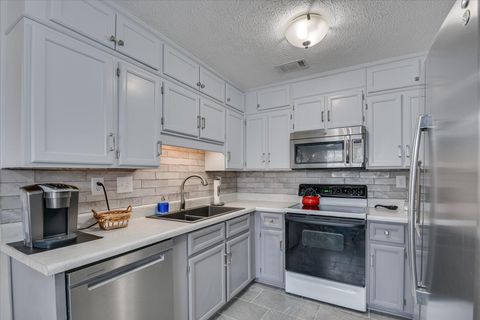 Tiny photo for 170 Avondale Lane Lane, Warrenville, SC 29851 (MLS # 220760)