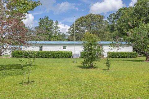 Photo of 103 S Hankinson Street, Jackson, SC 29831 (MLS # 218546) Photo of 103 S Hankinson Street, Jackson, SC 29831 (MLS # 218546)