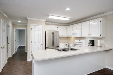 Tiny photo for 303 Village Parkway, North Augusta, SC 29841 (MLS # 221175)