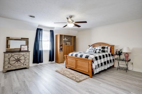 Tiny photo for 10 Fox Creek Drive, North Augusta, SC 29860 (MLS # 221423)