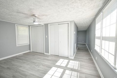 Tiny photo for 304 Depot Avenue NE, Salley, SC 29137 (MLS # 220043)