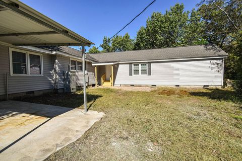 Tiny photo for 304 Depot Avenue NE, Salley, SC 29137 (MLS # 220043)