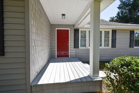 Tiny photo for 304 Depot Avenue NE, Salley, SC 29137 (MLS # 220043)