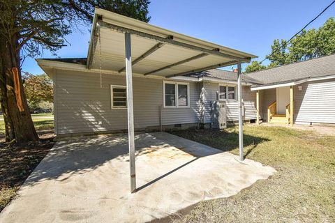 Tiny photo for 304 Depot Avenue NE, Salley, SC 29137 (MLS # 220043)