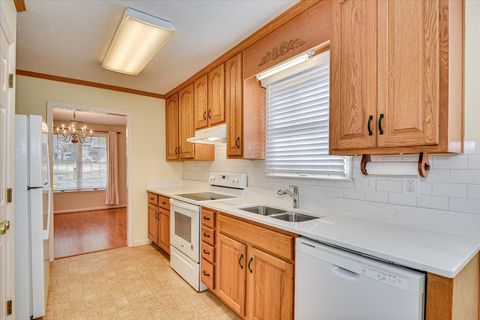 Tiny photo for 510 Larchmont Place, Aiken, SC 29801 (MLS # 221648)