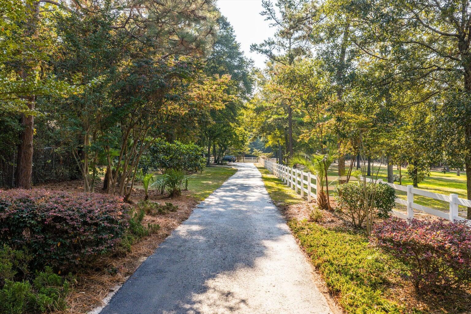 877 W Five Notch Road