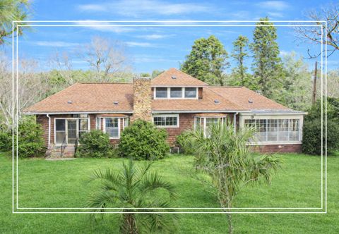 Photo of 1164 Arbutus Hills Drive, Aiken, SC 29801 (MLS # 221572)