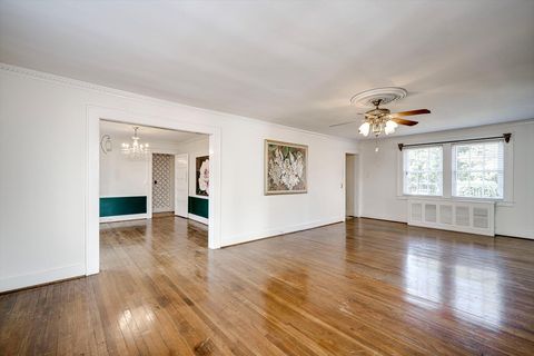 Tiny photo for 927 Hayne Avenue SW, Aiken, SC 29801 (MLS # 220437)