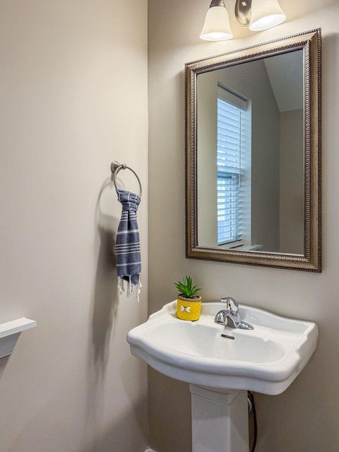 Tiny photo for 843 Elsie Drive, North Augusta, SC 29860 (MLS # 220613)