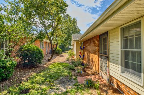 Tiny photo for 504 Larchmont Place, Aiken, SC 29801 (MLS # 219660)