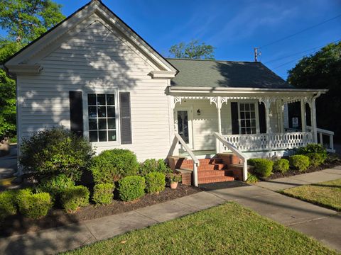 Photo of 333 Newberry Street NW, Aiken, SC 29801 (MLS # 222897)