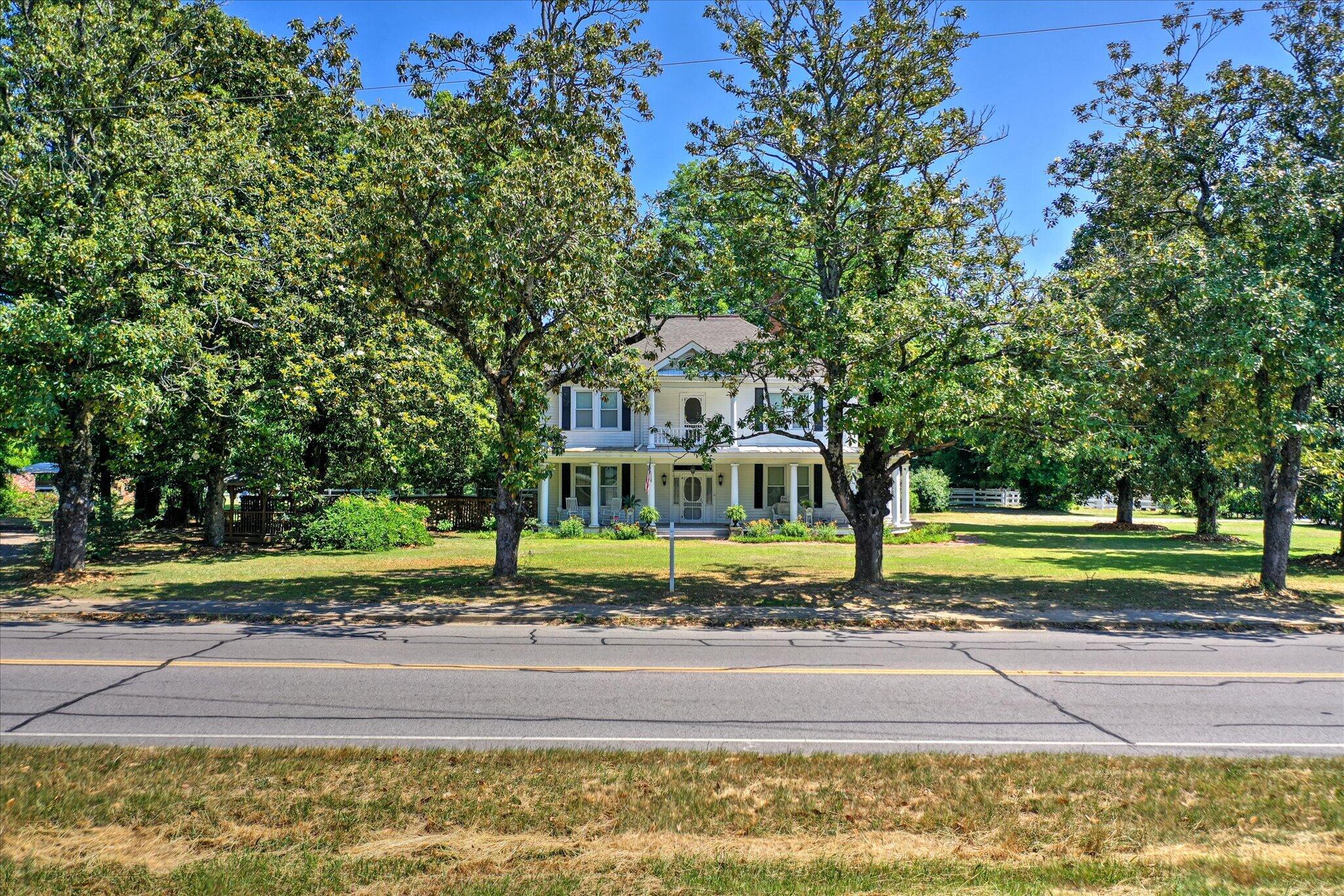 3075 Charleston Highway