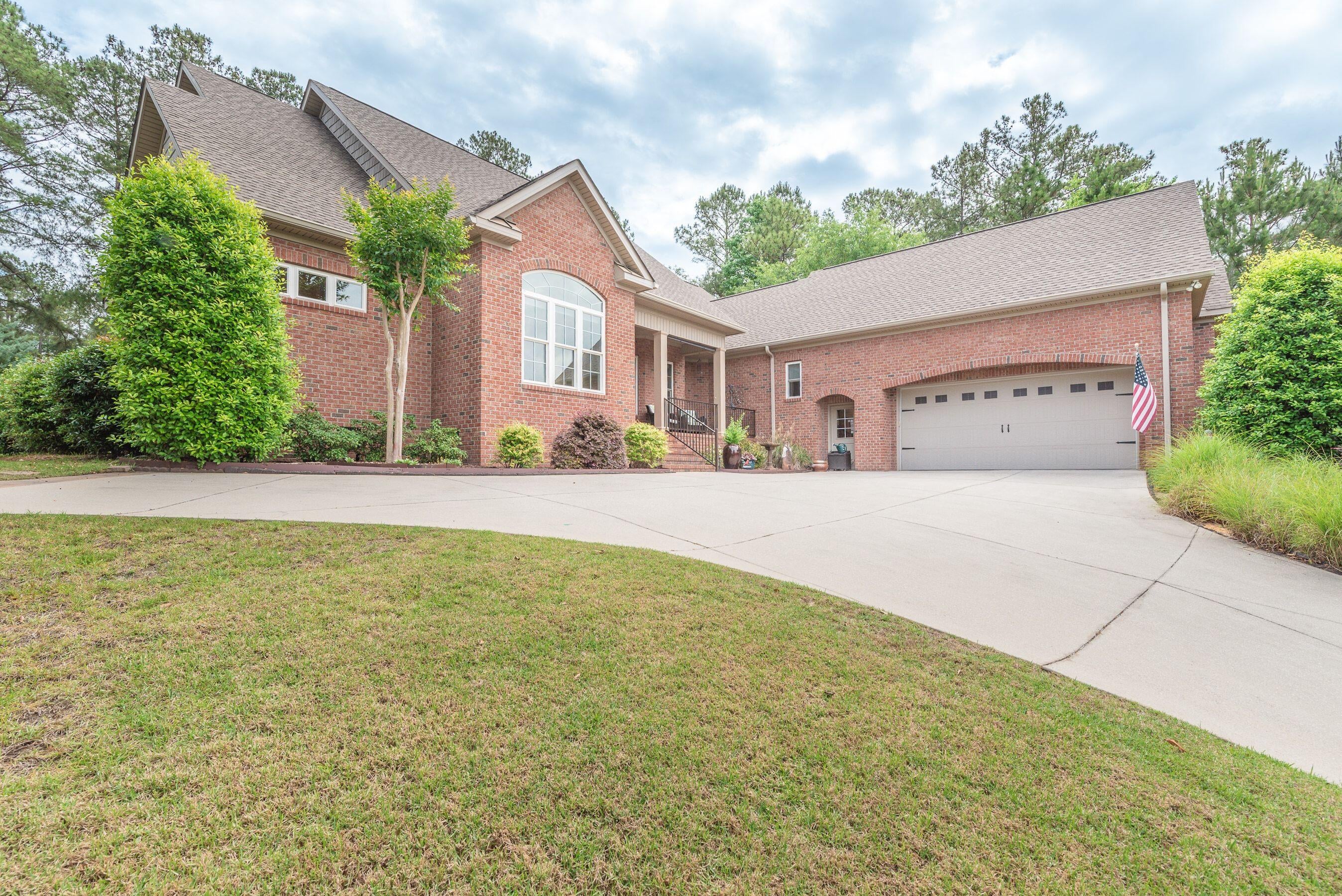 184 Lady Banks Road
