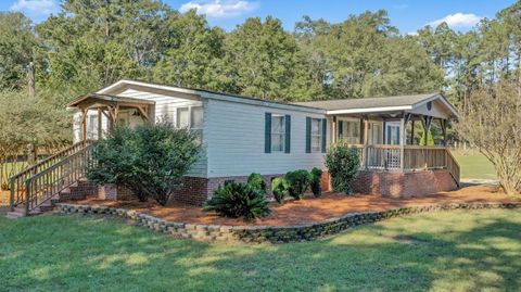 Photo of 448 Blossom Road, Barnwell, SC 29812 (MLS # 220054) Photo of 448 Blossom Road, Barnwell, SC 29812 (MLS # 220054)