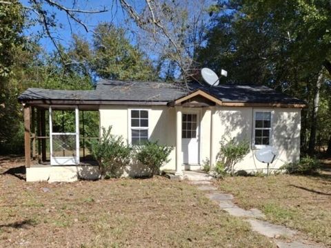 Tiny photo for 820 Lincoln Avenue, Aiken, SC 29801 (MLS # 220192)