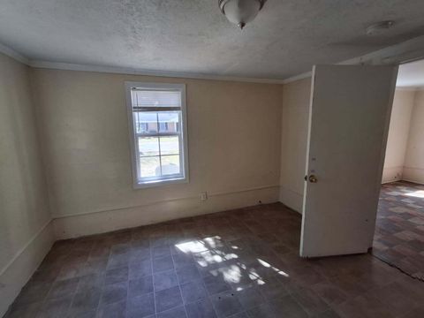 Tiny photo for 820 Lincoln Avenue, Aiken, SC 29801 (MLS # 220192)