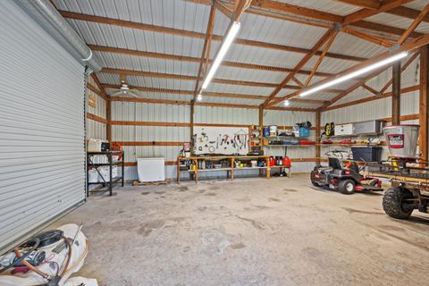 Tiny photo for 7901 Ashleigh Road, Blackville, SC 29817 (MLS # 220029)