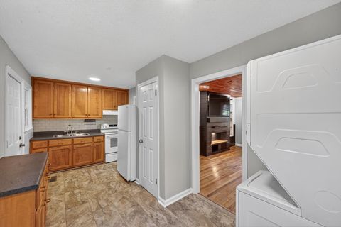 Tiny photo for 407 Old Whiskey Road S, New Ellenton, SC 29809 (MLS # 219885)