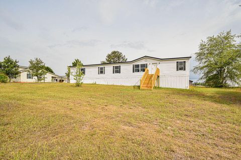 Photo of 1978 Wayside Drive, Orangeburg, SC 29115 (MLS # 223385)