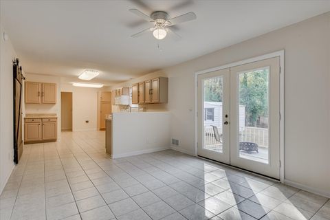 Tiny photo for 618 W Woodlawn Avenue, North Augusta, SC 29841 (MLS # 220675)