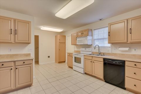 Tiny photo for 618 W Woodlawn Avenue, North Augusta, SC 29841 (MLS # 220675)