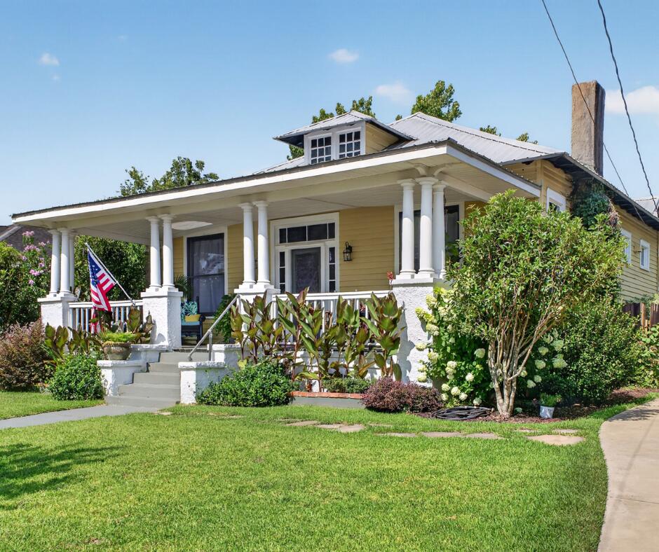 915 Holden Street