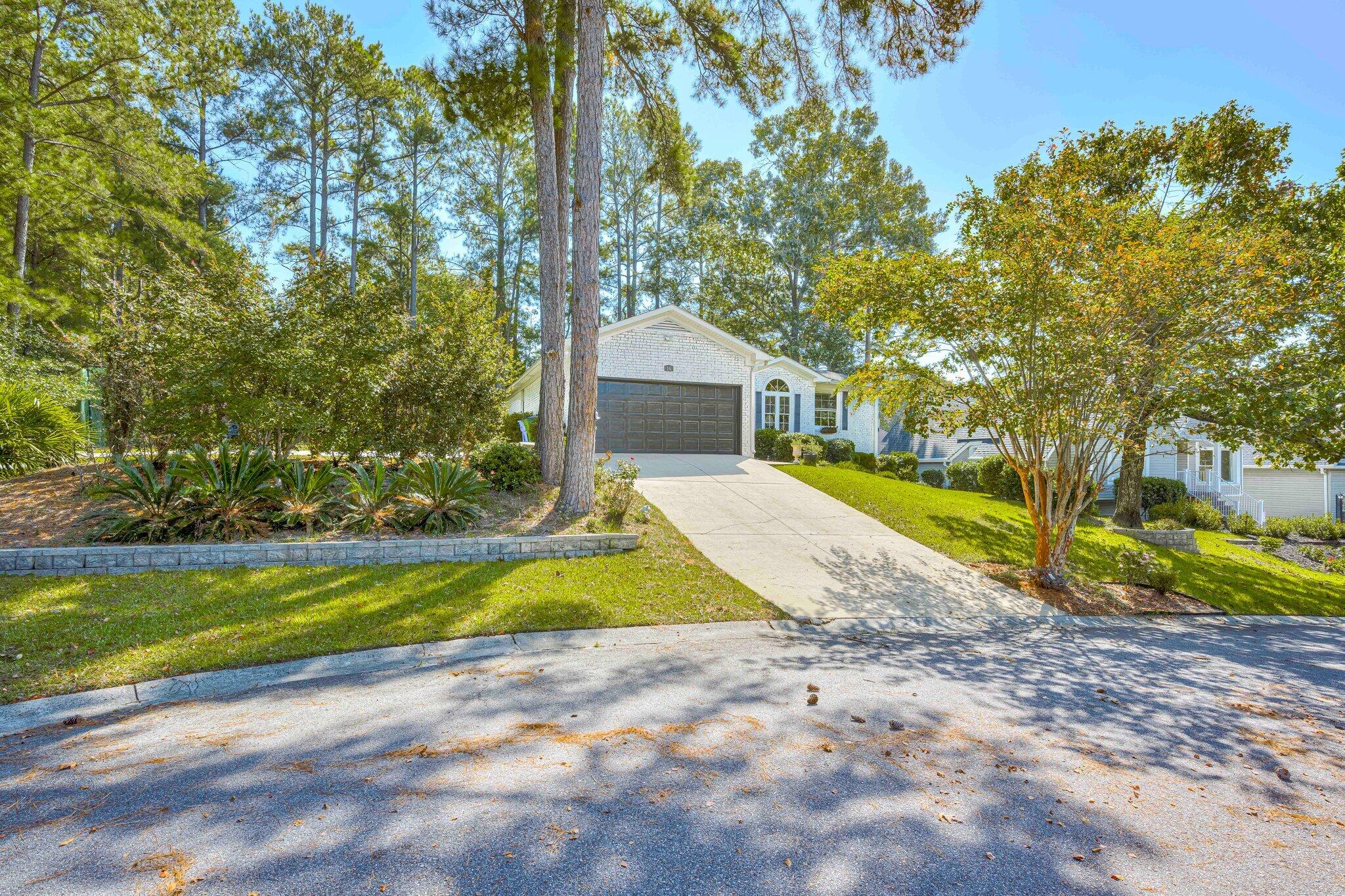 16 Woodhill Place