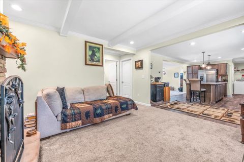 Tiny photo for 152 Ridgelake Circle, St Matthews, SC 29135 (MLS # 218824)