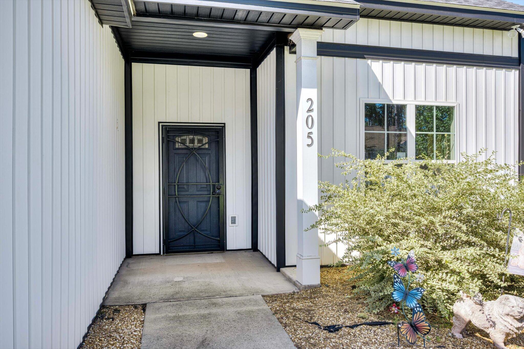 205 Thaxton Court