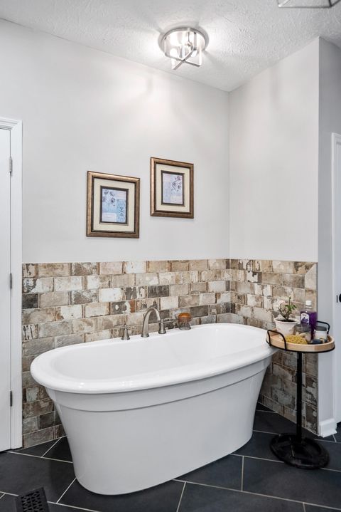 Tiny photo for 1005 Spruce Court, North Augusta, SC 29841 (MLS # 222105)