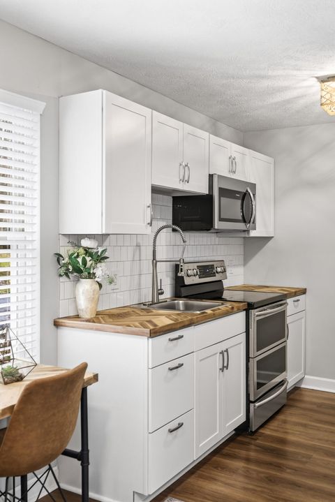 Tiny photo for 1005 Spruce Court, North Augusta, SC 29841 (MLS # 222105)