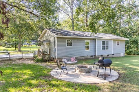 Tiny photo for 209 Thurmond Street, Edgefield, SC 29824 (MLS # 219169)