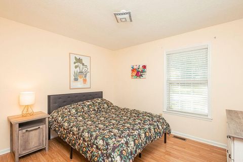Tiny photo for 209 Thurmond Street, Edgefield, SC 29824 (MLS # 219169)